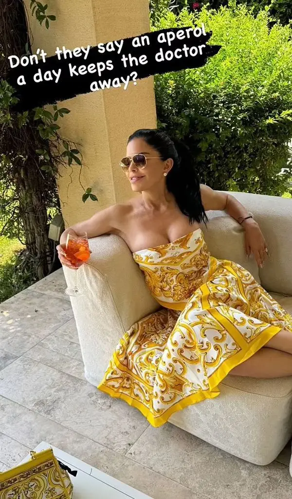 lauren sanchez designer dress vacation