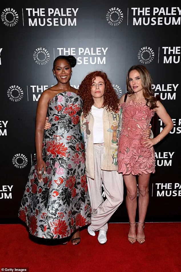 While on the red carpet she also posed with her co-star Moses Ingram, 30, and director Alma Har'el, 48