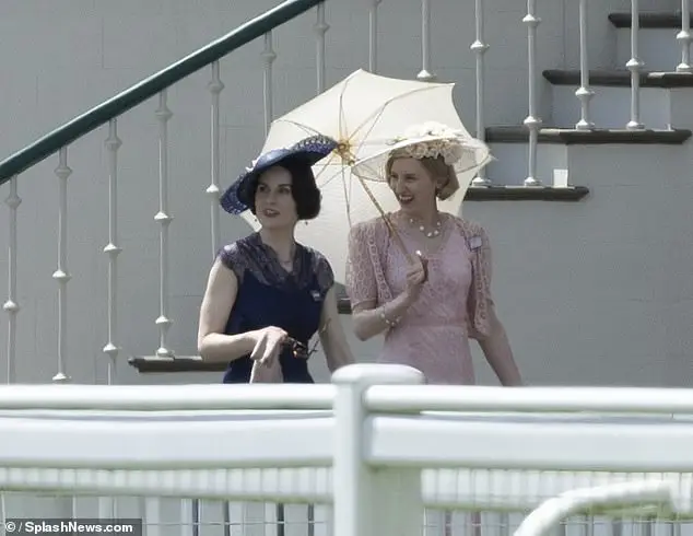 The actresses, who play who play Lady Mary Crawley and Lady Edith Crawley respectively, were spotted on set in their race day finery