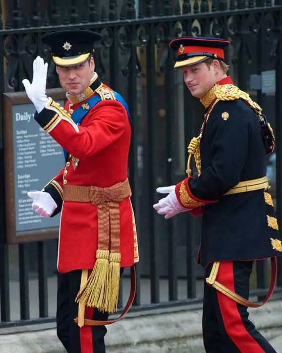 william harry wedding uniform