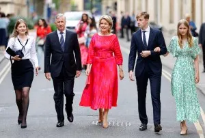 OXFORD, UNITED KINGDOM - JULY 23: (EMBARGOED FOR PUBLICATION IN UK NEWSPAPERS UNTIL 24 HOURS AFTER CREATE DATE AND TIME) Crown Princess Elisabeth, Duchess of Brabant (accompanied by her parents King Philippe of Belgium and Queen Mathilde of Belgium and siblings Prince Emmanuel of Belgium and Princess Eléonore of Belgium) arrives to attend her Oxford University Graduation Ceremony at the Sheldonian Theatre in Oxford on July 23, 2024 in Oxford, England. Princess Elisabeth of Belgium recently completed a three year bachelor's degree in History and Politics at Lincoln College, University of Oxford. (Photo by Max Mumby/Indigo/Getty Images)