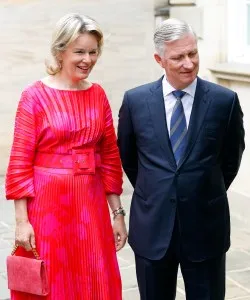 OXFORD, UNITED KINGDOM - JULY 23: (EMBARGOED FOR PUBLICATION IN UK NEWSPAPERS UNTIL 24 HOURS AFTER CREATE DATE AND TIME) King Philippe of Belgium and Queen Mathilde of Belgium attend their daughter Crown Princess Elisabeth, Duchess of Brabant's Oxford University Graduation Ceremony at the Sheldonian Theatre in Oxford on July 23, 2024 in Oxford, England. Princess Elisabeth of Belgium recently completed a three year bachelor's degree in History and Politics at Lincoln College, University of Oxford. (Photo by Max Mumby/Indigo/Getty Images)