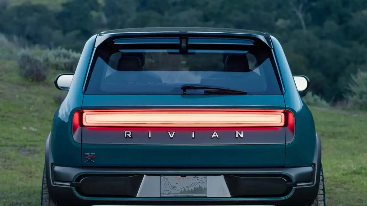 Rivian R3X Rear