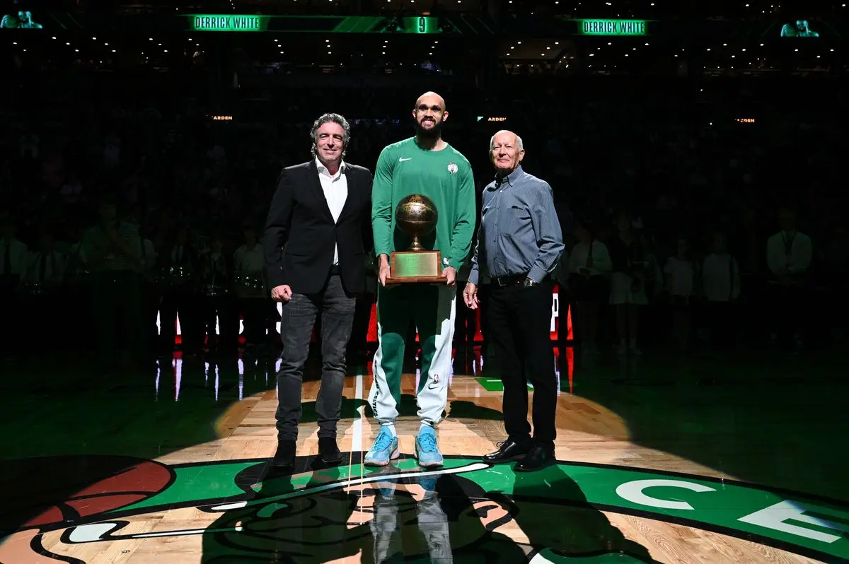 New York Knicks v Boston Celtics