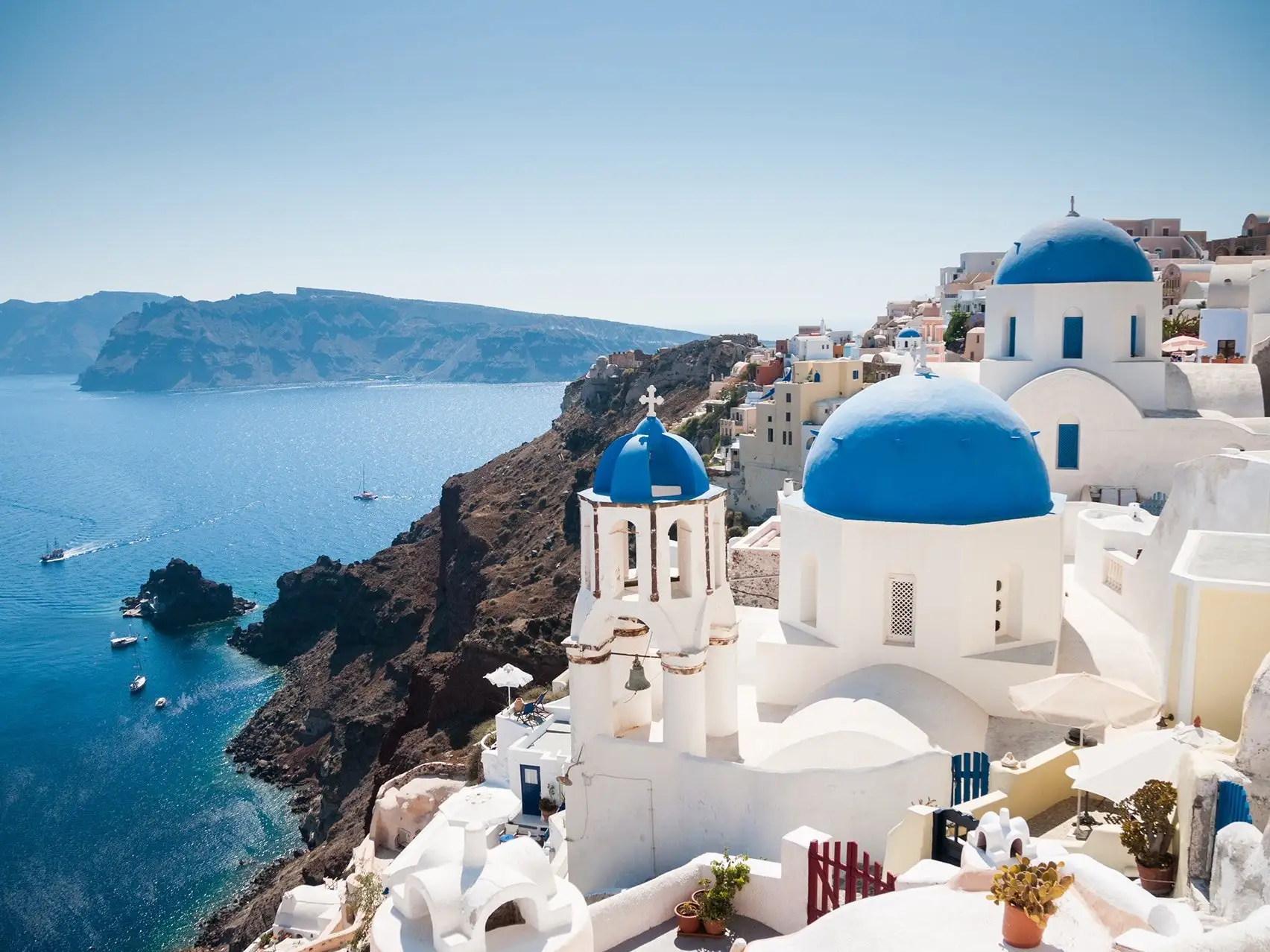 The best hotels in Santorini