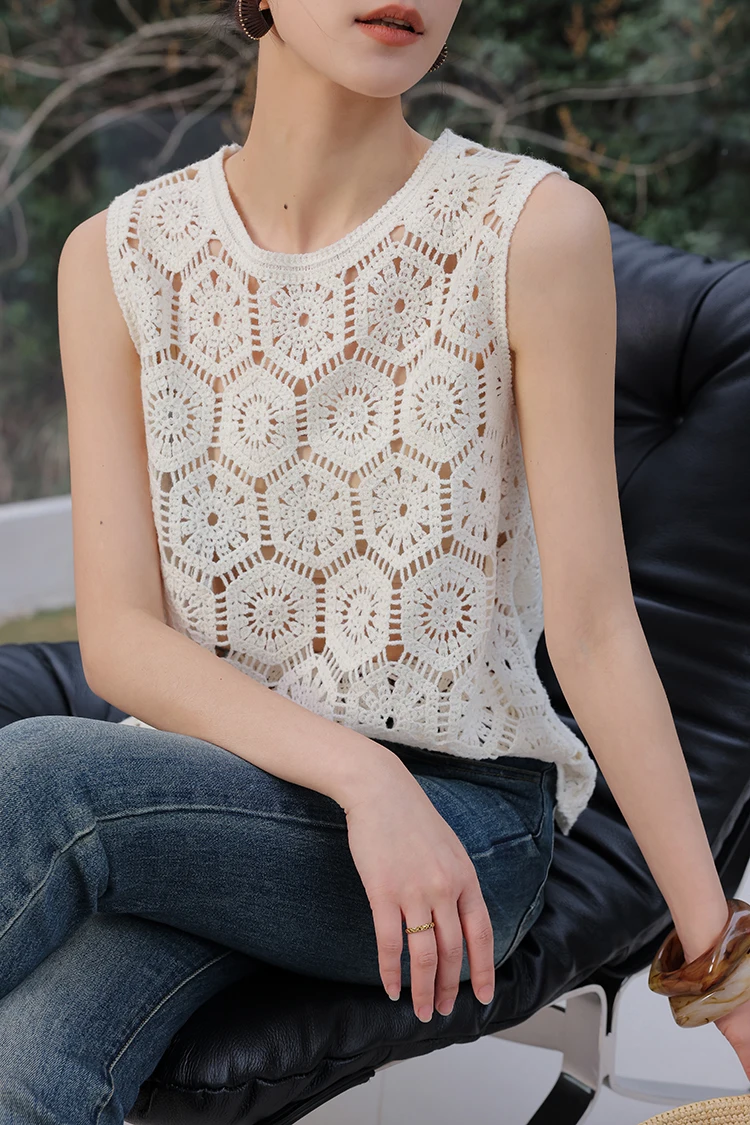 5. Retro Bloom: Crochet Charm in Korean Summer