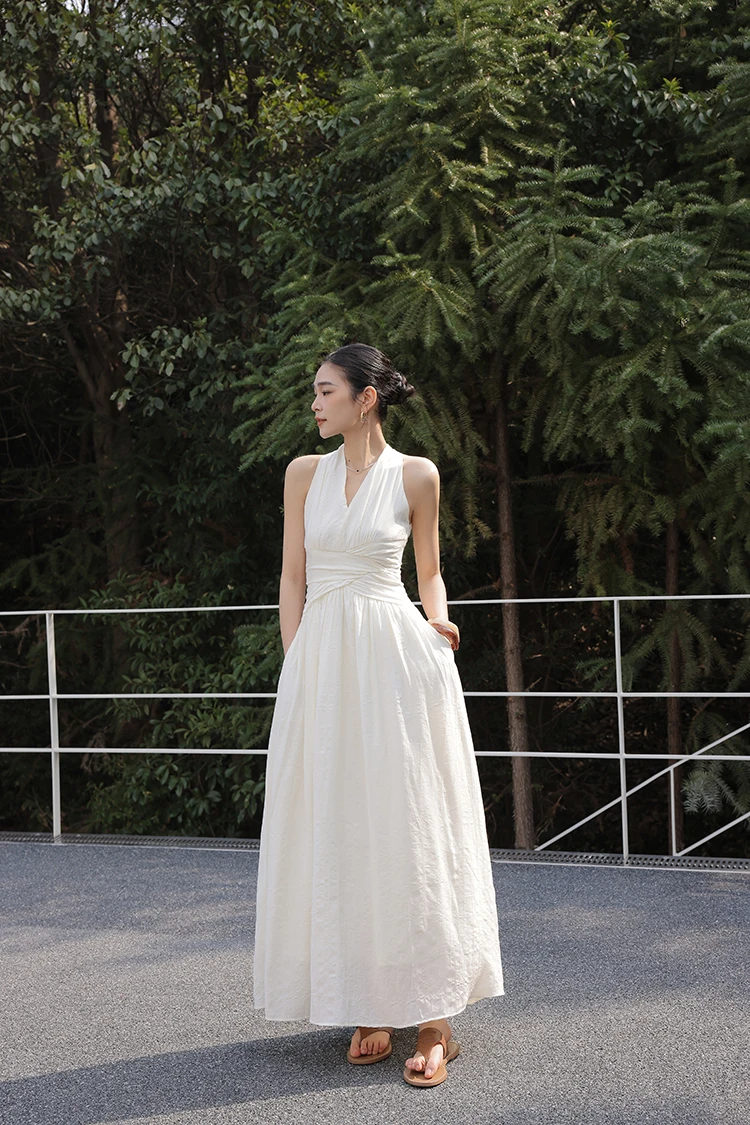 6. Pure Grace: Summer Seoul in White