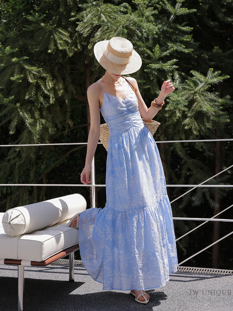 Sleek bun + jade-marble silk qipao + hand-painted fan