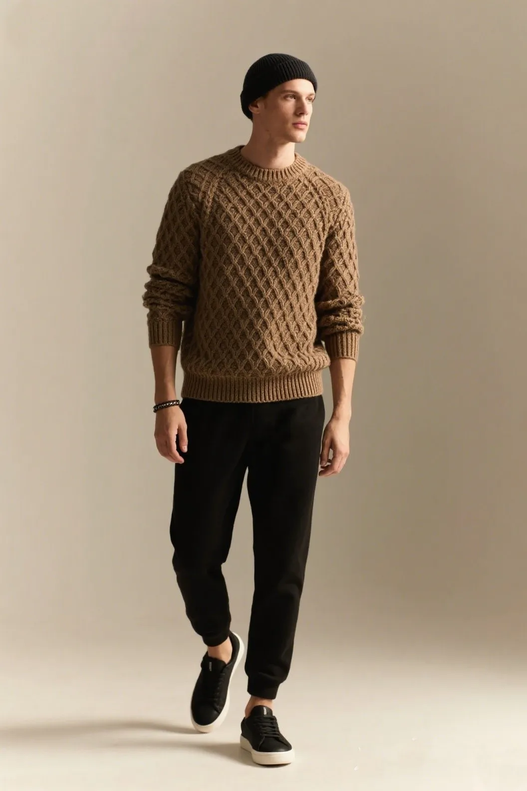 🧶 4. The Elevated Casual: Knit Sweater + Smart Joggers