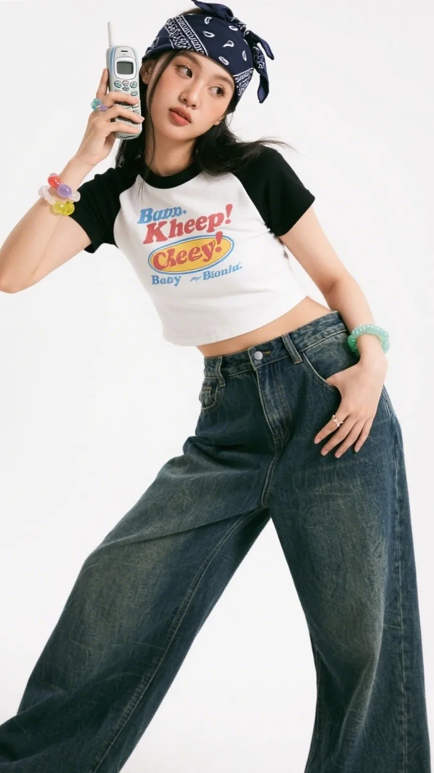 Graphic Baby Tee + Wide-leg Jeans + Bandana ๐งข๐๐