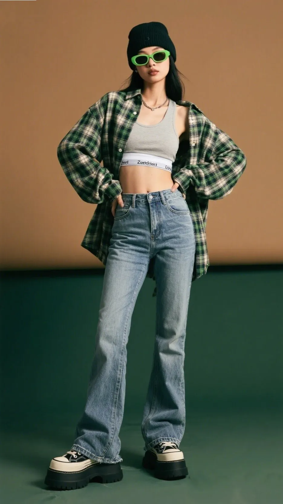 Oversized Plaid Shirt + Crop Top + Flared Jeans ๐ฃ๐๐งข