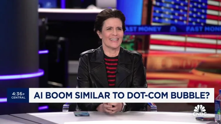 ‘Inflection point with AI’: long-time tech journalist Kara Swisher sees key similarities to dot-com boom and bust